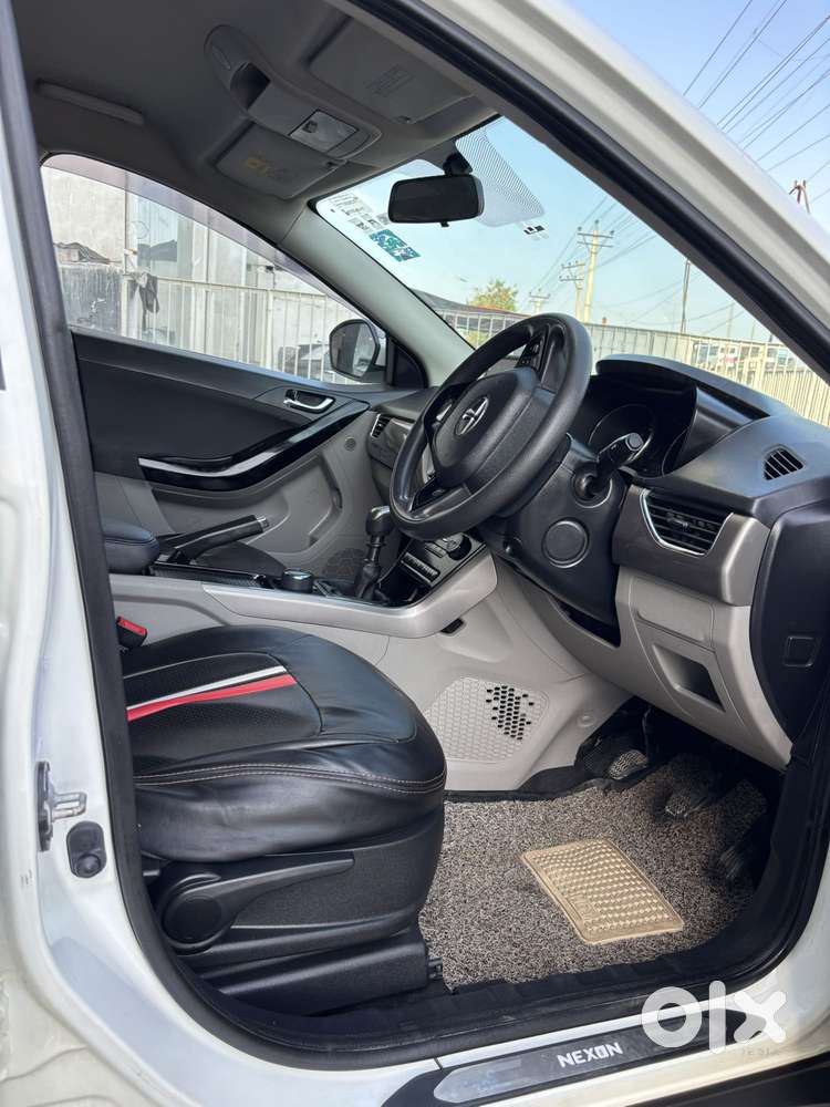 Tata Nexon 1.2 Revotron Xz Plus (o), 2019, Petrol