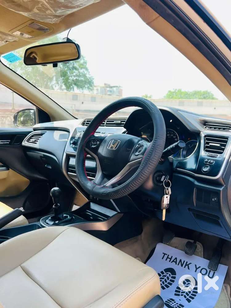 Honda City V