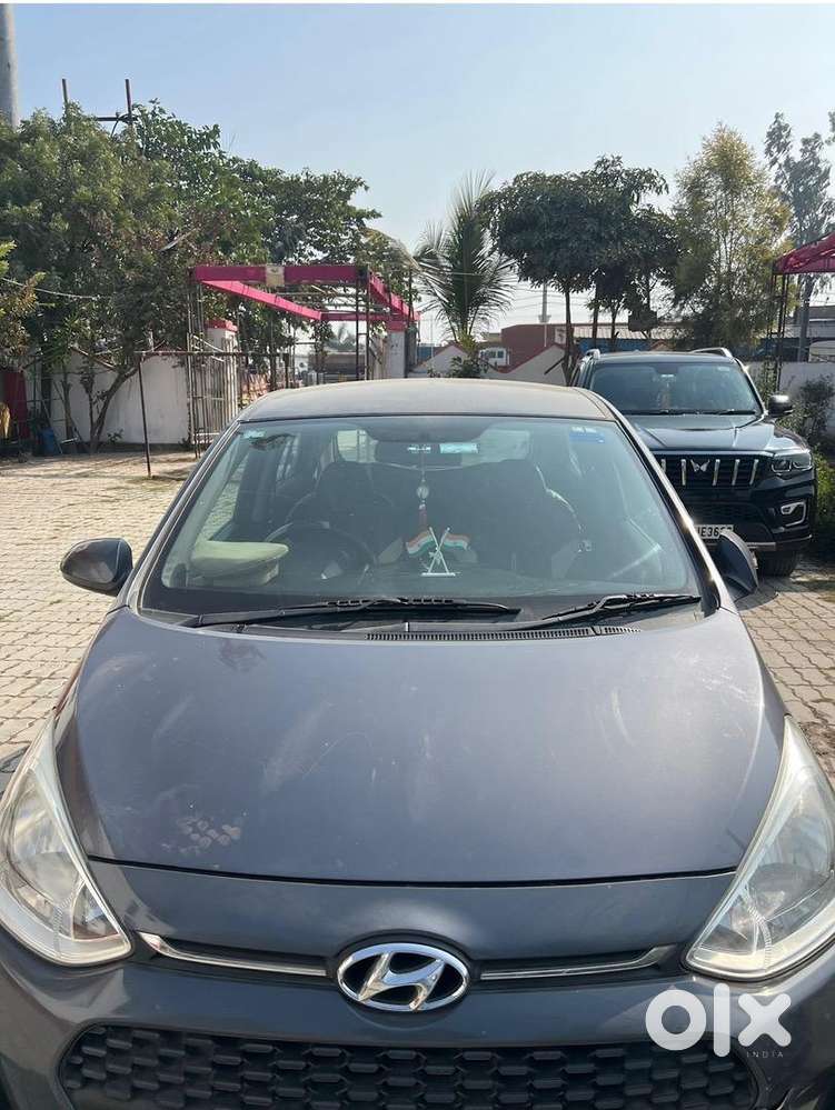 Hyundai Grand I10 2017 Petrol Well Maintained