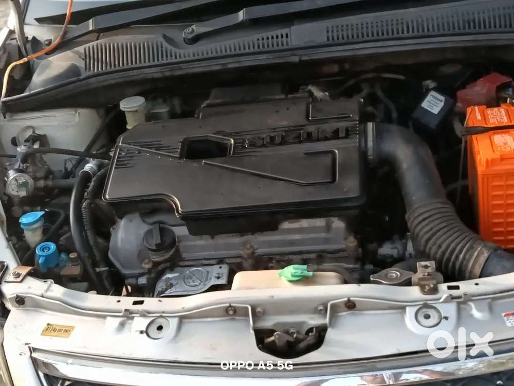 Sx4 Maruti Suzuki Zxi Petrol Cng Top Model Third Owner