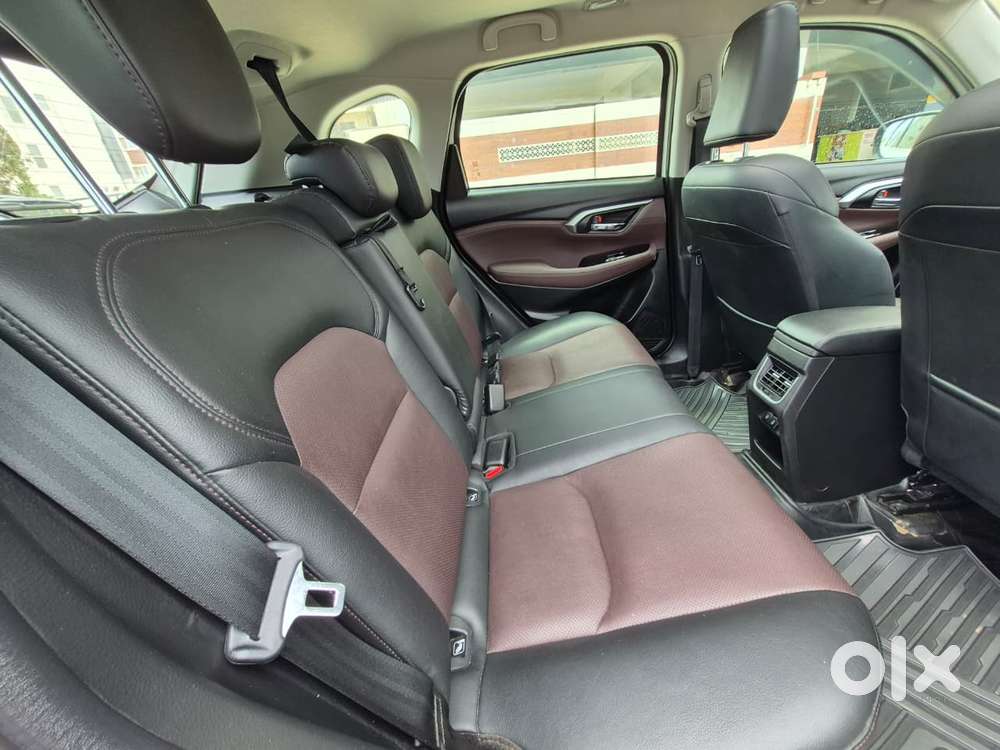 Maruti Suzuki Grand Vitara 1.5 Alpha Smart Hybrid, 2023, Petrol