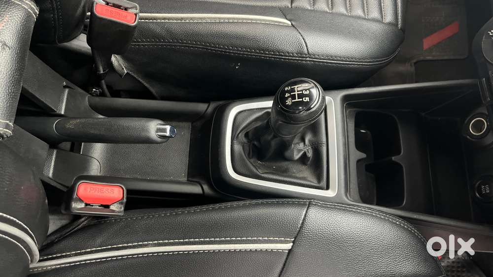 Maruti Suzuki Swift Vxi, 2021, Petrol