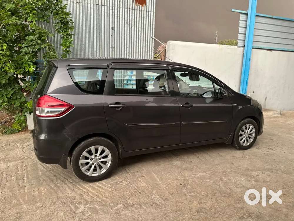 Maruti Suzuki Ertiga 2013 Diesel 97000 Km Driven