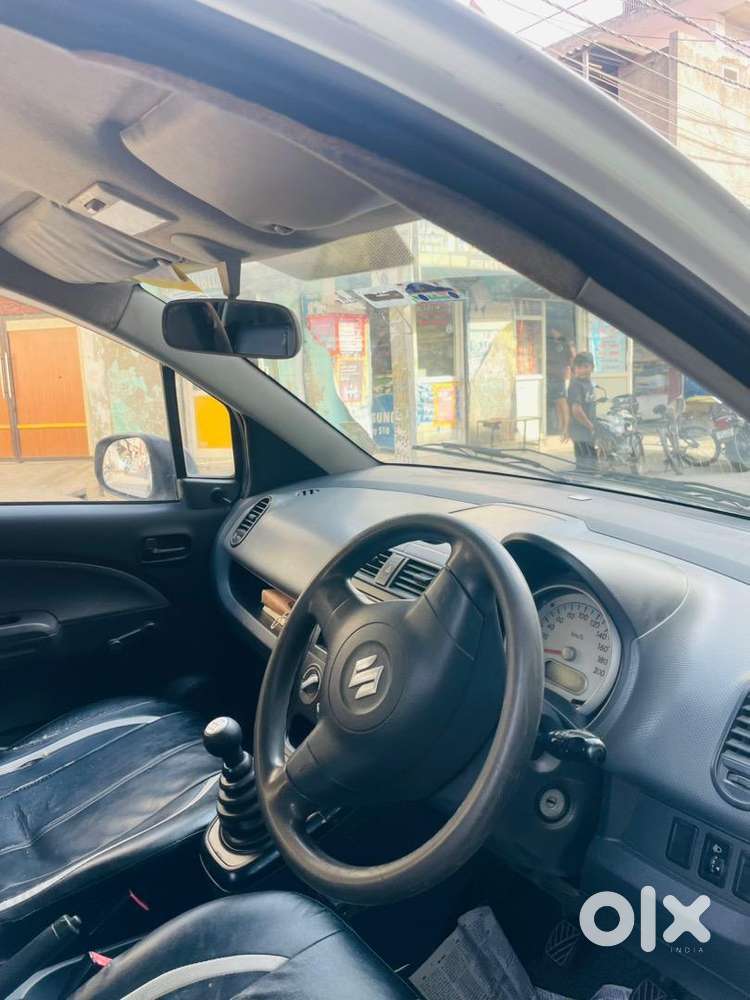 Maruti Suzuki 2011 Kms