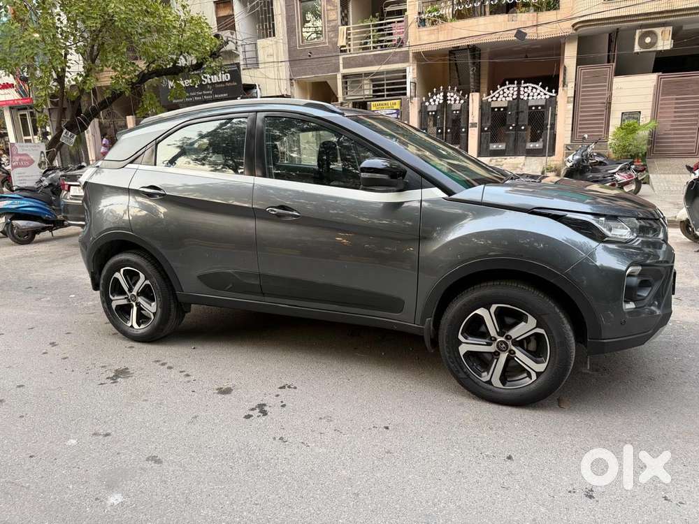 Tata Nexon Kraz Plus Amt, 2021, Petrol