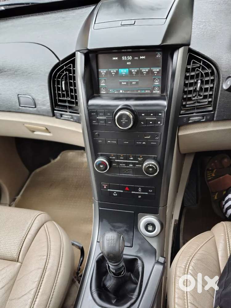 Mahindra Xuv500 At W10 Fwd, 2016, Diesel