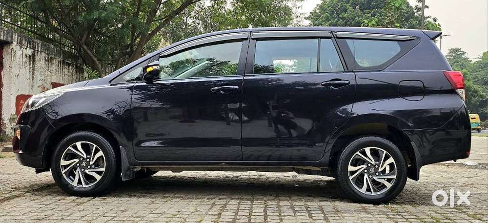 Toyota Innova Crysta [2020-ongoing] 2.7 Gx At 7 Str, 2021, Petrol
