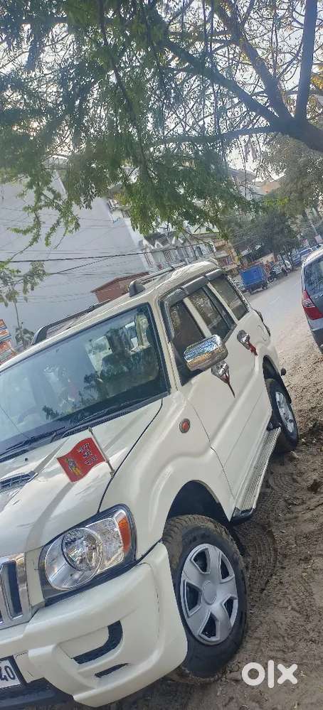 Mahindra Scorpio Classic 2013 Diesel 110000 Km Driven