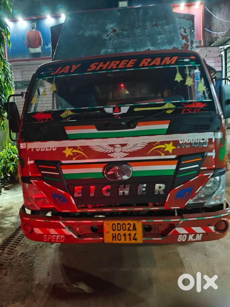 EICHER 4 WHEELER WITH CONTAINER - Commercial & Other Vehicles in ...
