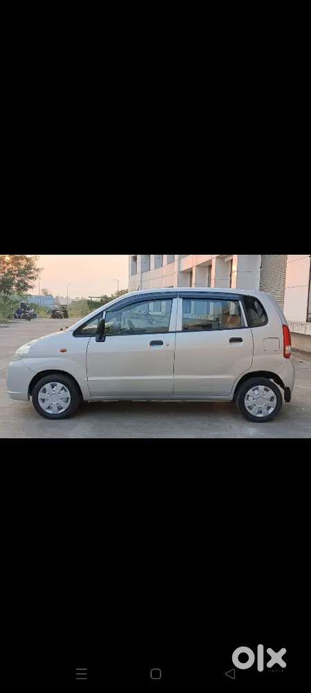 Maruti Suzuki Zen Estilo 2010