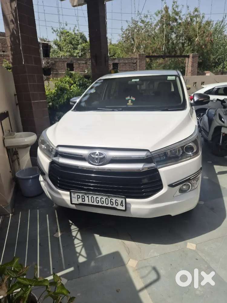 Toyota Innova Crysta 2017 Diesel 126000 Km Driven