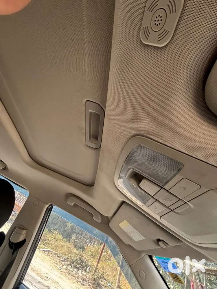 Mahindra Xuv300 2024 Petrol 30000 Km Driven