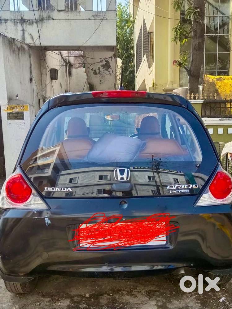 Honda Brio 2012 Petrol Well Maintained