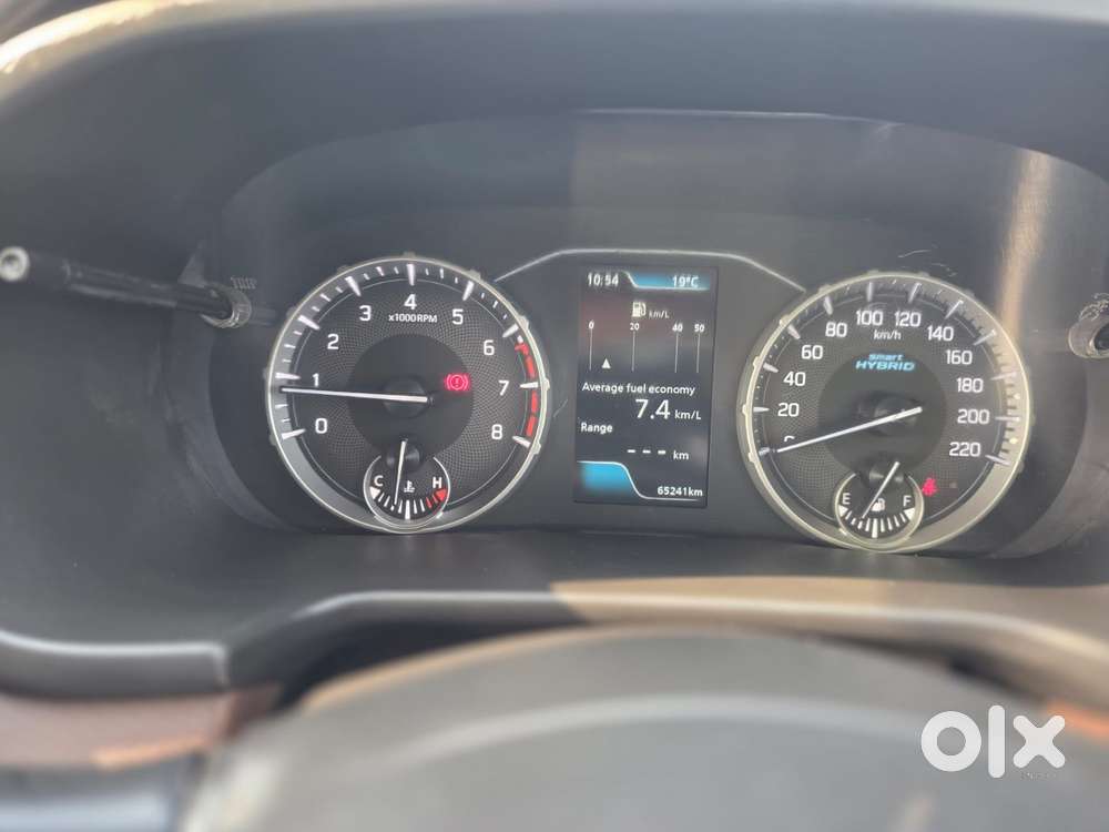 Maruti Suzuki Brezza 1.5 Zxi Smart Hybrid, 2022, Petrol