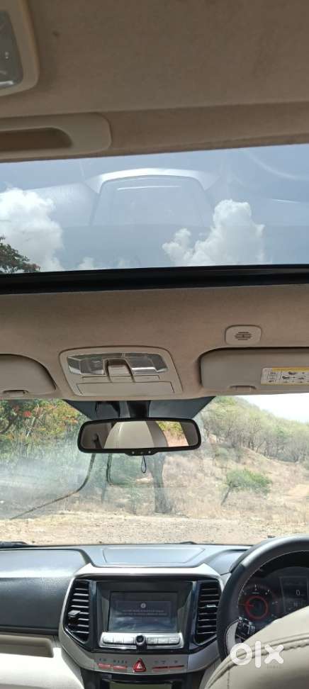 Mahindra Xuv300 W8 (o) 1.5 Diesel Amt, 2019, Diesel