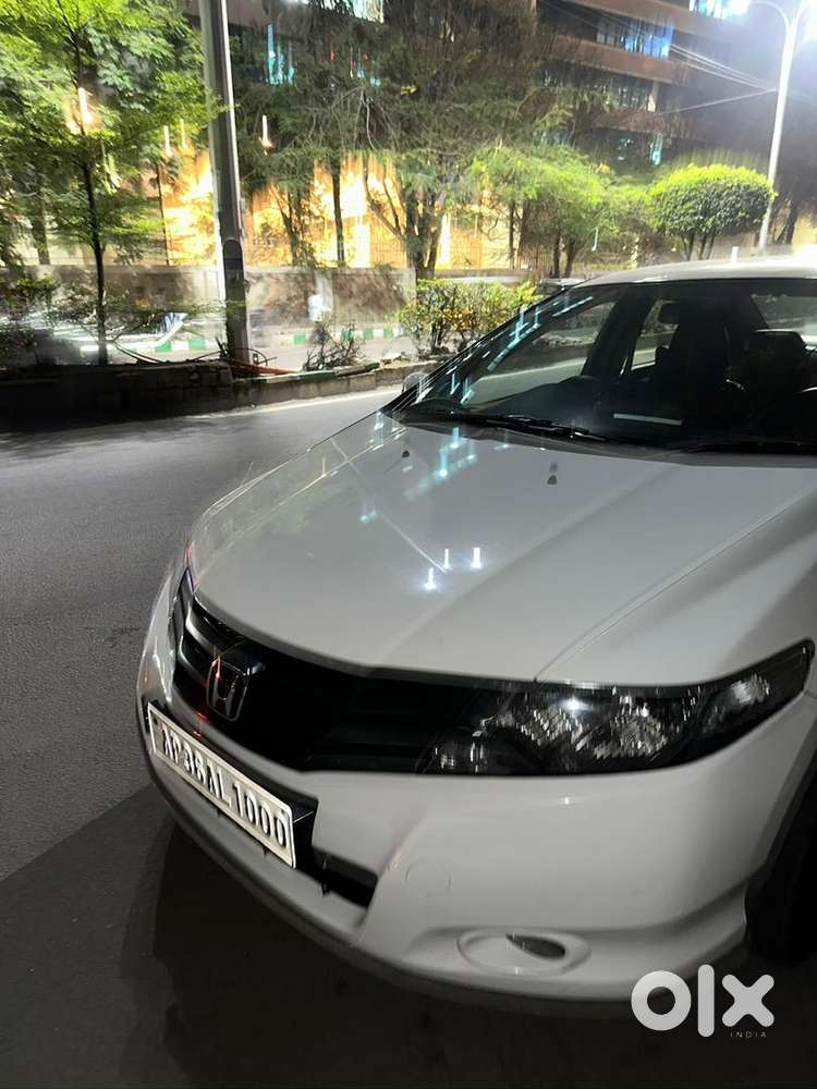 Honda City 2011 Petrol 102000 Km Driven, With Full Showroom Track.