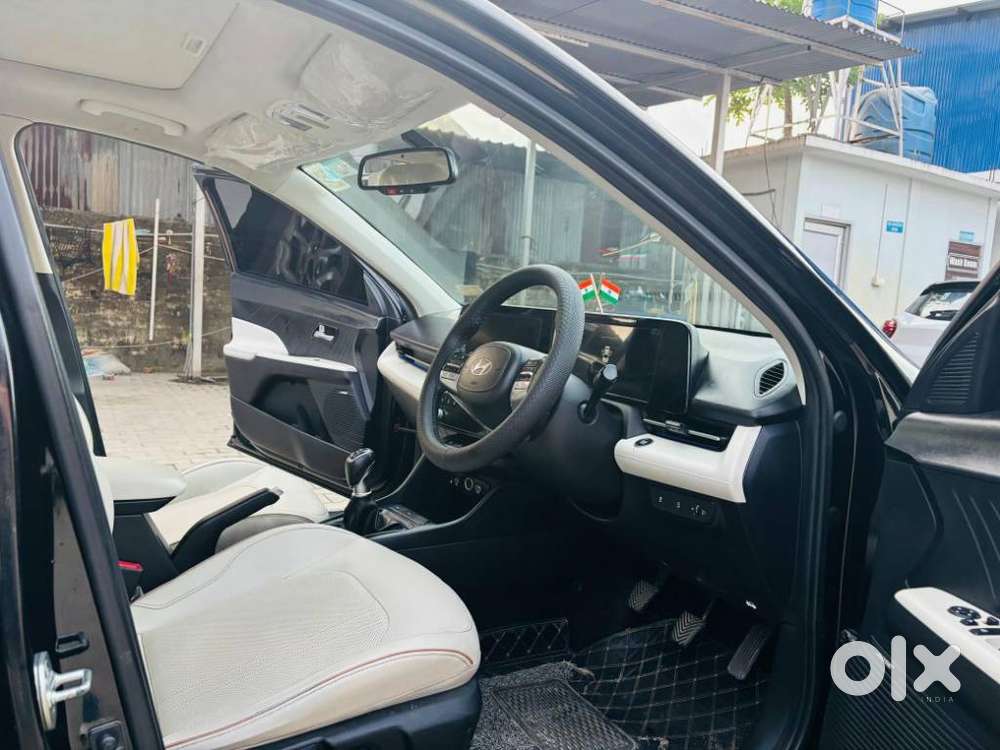 Hyundai Verna 1.5 Mpi Mt Sx (o), 2023, Petrol