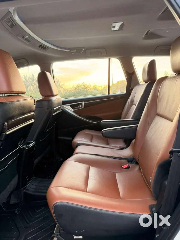 Toyota Innova Crysta 2.8 Zx At 7 Seater, 2019, Diesel