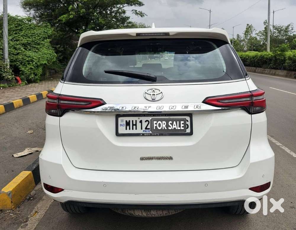 Toyota Fortuner 4x2 At 2.7 Petrol, 2022, Petrol