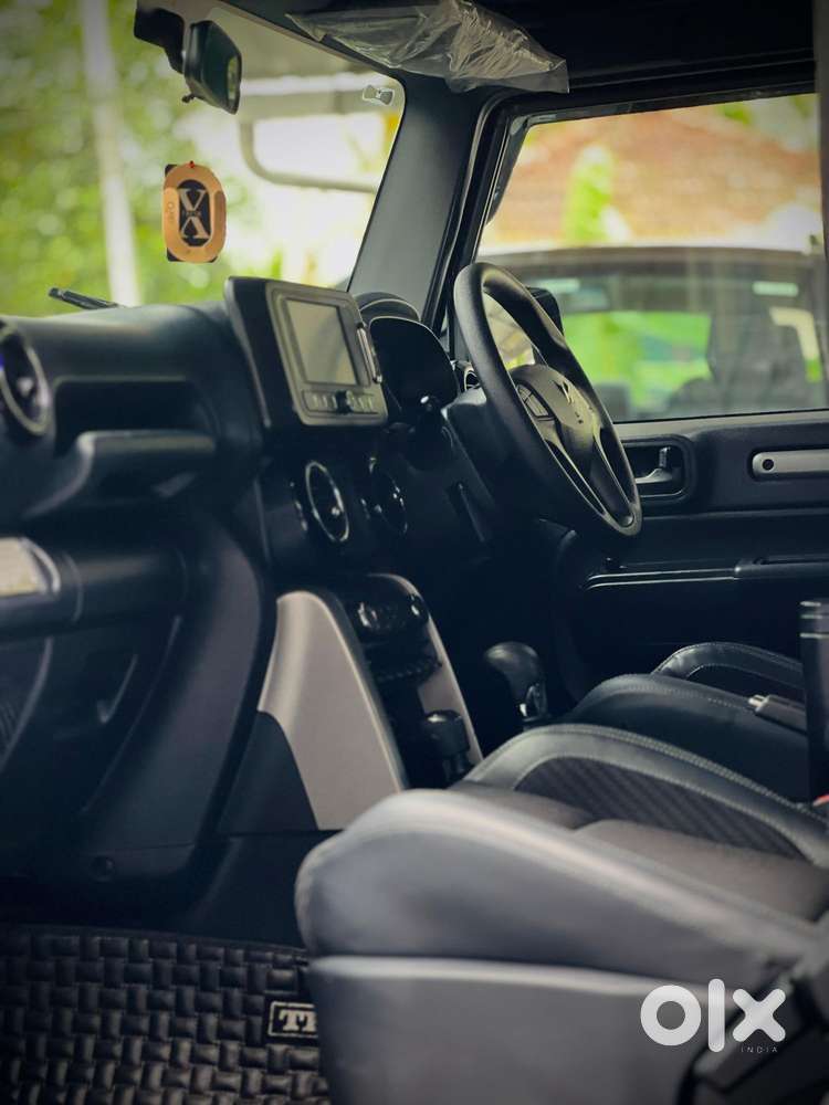 Mahindra Thar Lx P At 4wd 4s Ht, 2023, Petrol
