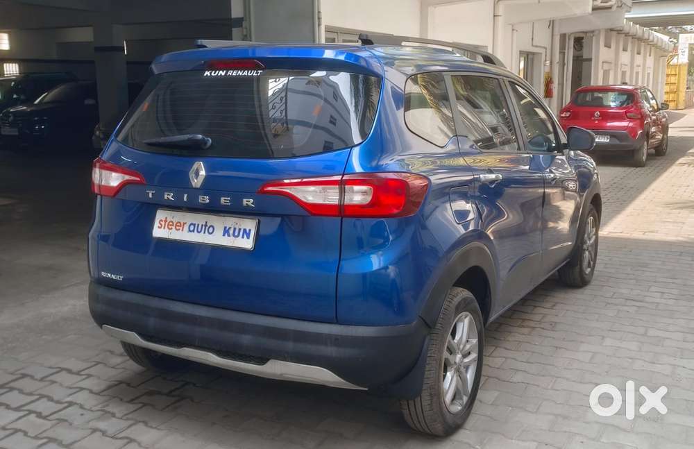 Renault Triber Rxz, 2023, Petrol