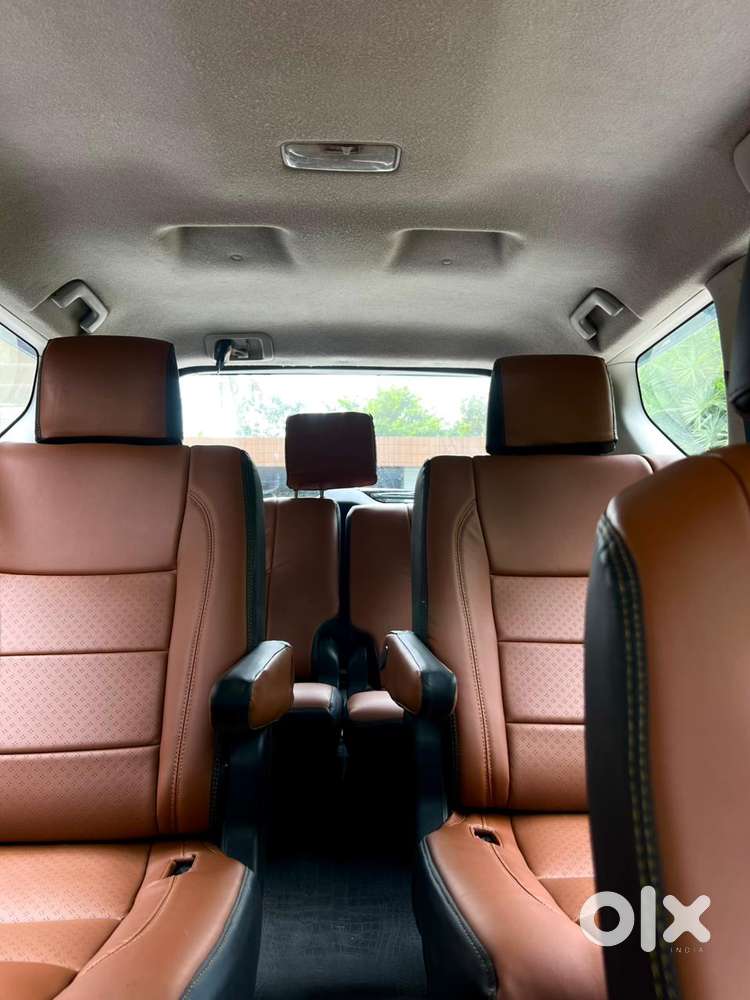 Toyota Innova Crysta 2.4 G Plus Mt 7 Str, 2022, Diesel
