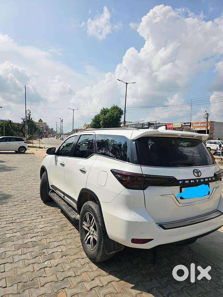Toyota Fortuner 2021 Diesel Well Maintained