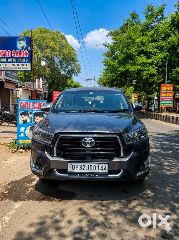 Toyota Innova Crysta G 7 Str, 2017