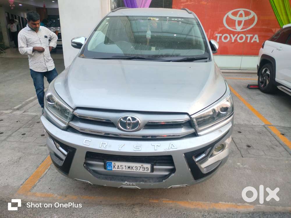 Toyota Innova Crysta 2.4 V 7 Str, 2017, Diesel