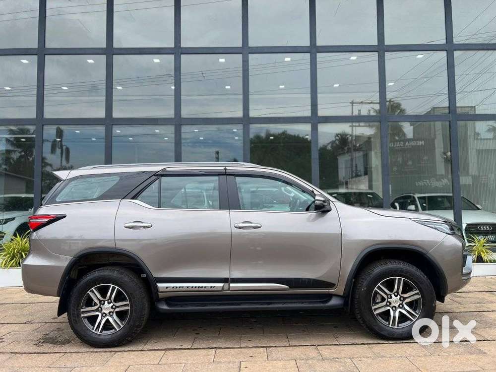 Toyota Fortuner 3.0 4x2 Automatic, 2022, Diesel