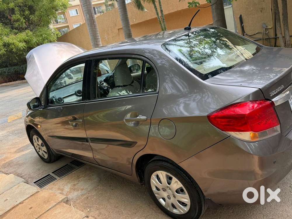 Honda Car 2014 Mileage 131000 Km