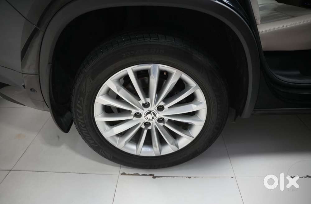 Skoda Kodiaq 2.0 L&k Tsi Dsg, 2023, Petrol