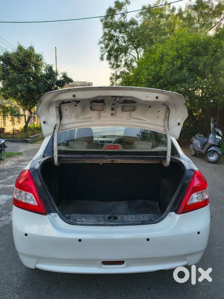 Maruti Suzuki Swift Dzire 1.2 Vxi Bsiv, 2014, Petrol