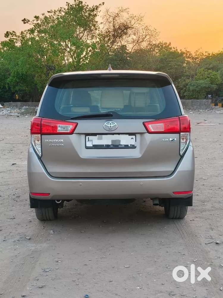 Toyota Innova Crysta 2.8 Zx At 7 Seater, 2019, Diesel