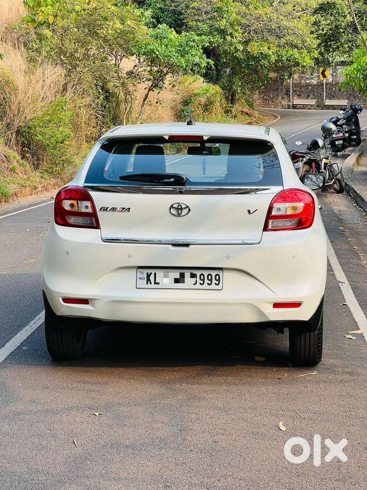 Toyota Glanza V Cvt, 2020, Petrol