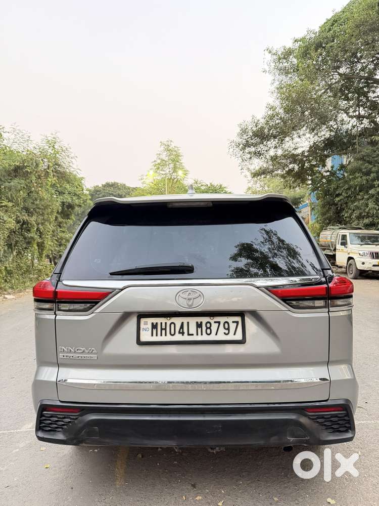 Toyota Innova Hycross 2.0 Gx 7 Str, 2023, Petrol