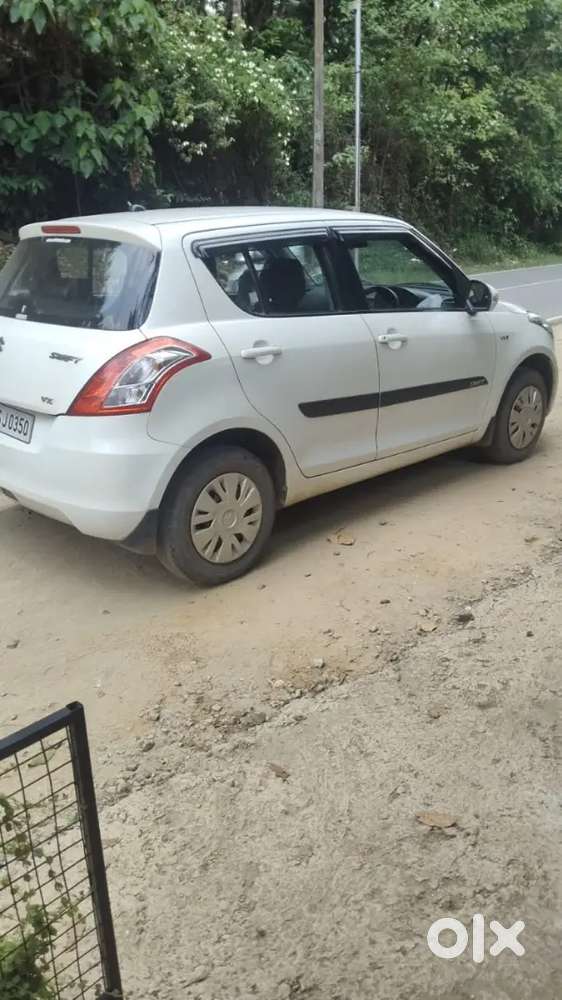 2013 Maruti Suzuki Swift 1.2 Vxi