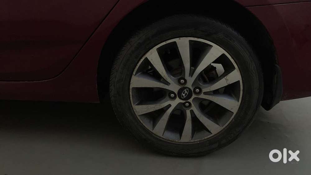 Hyundai Verna Fluidic 1.6 Vtvt Sx Opt, 2013, Petrol