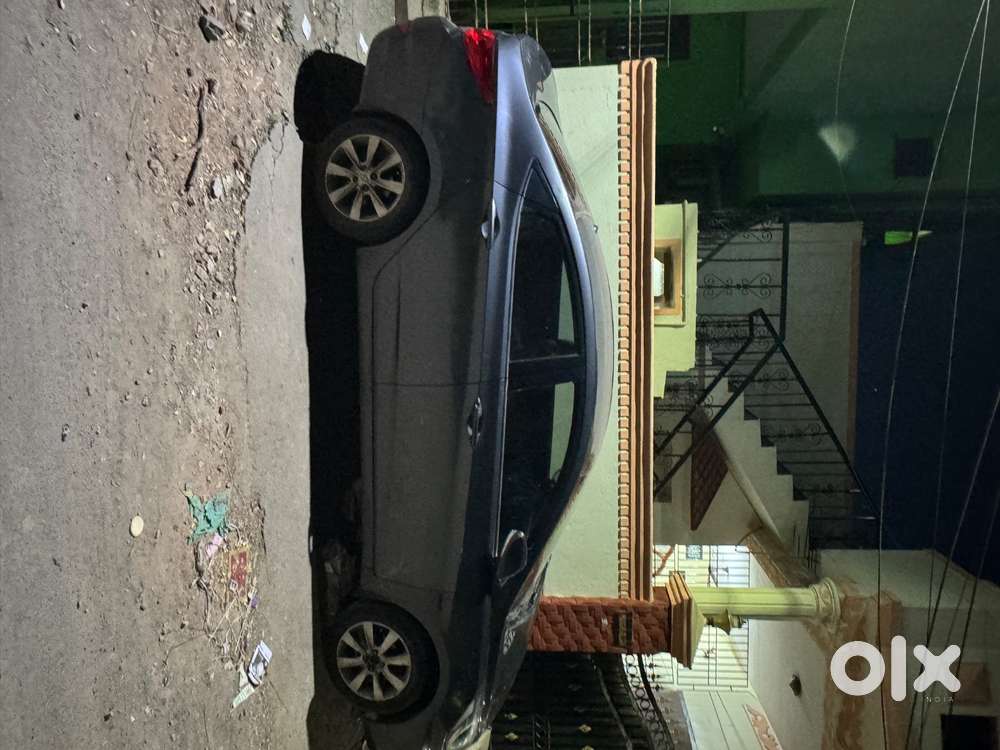 Hyundai Verna 2011 Petrol 36500 Km Driven