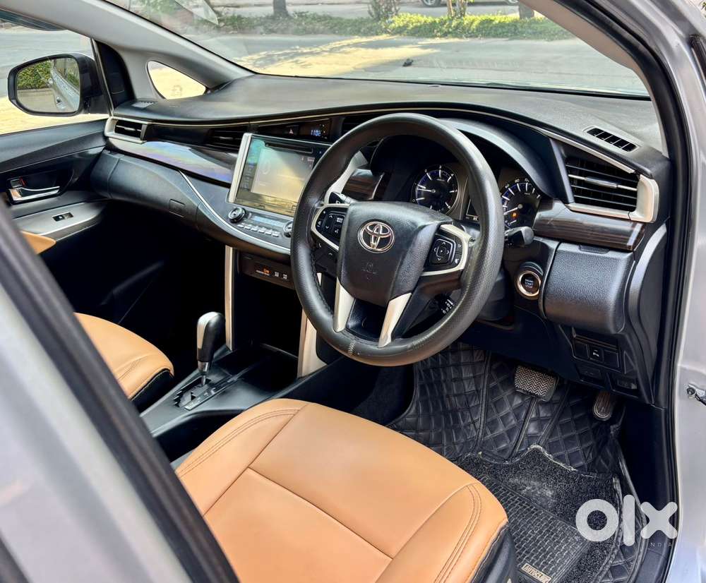 Toyota Innova Crysta 2.8z Automatic, 2017, Diesel