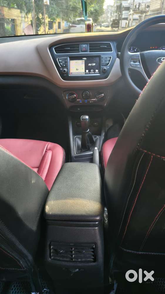 Hyundai Elite I20 Sportz (o) 1.2 Mt, 2020, Petrol
