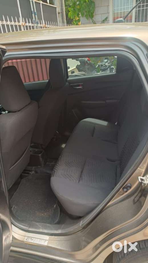 Maruti Suzuki Swift Zxi Plus, 2021, Petrol