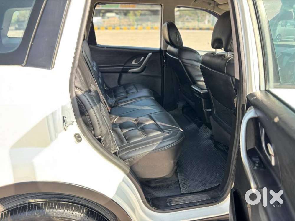 Mahindra Xuv500 W7, 2020, Diesel