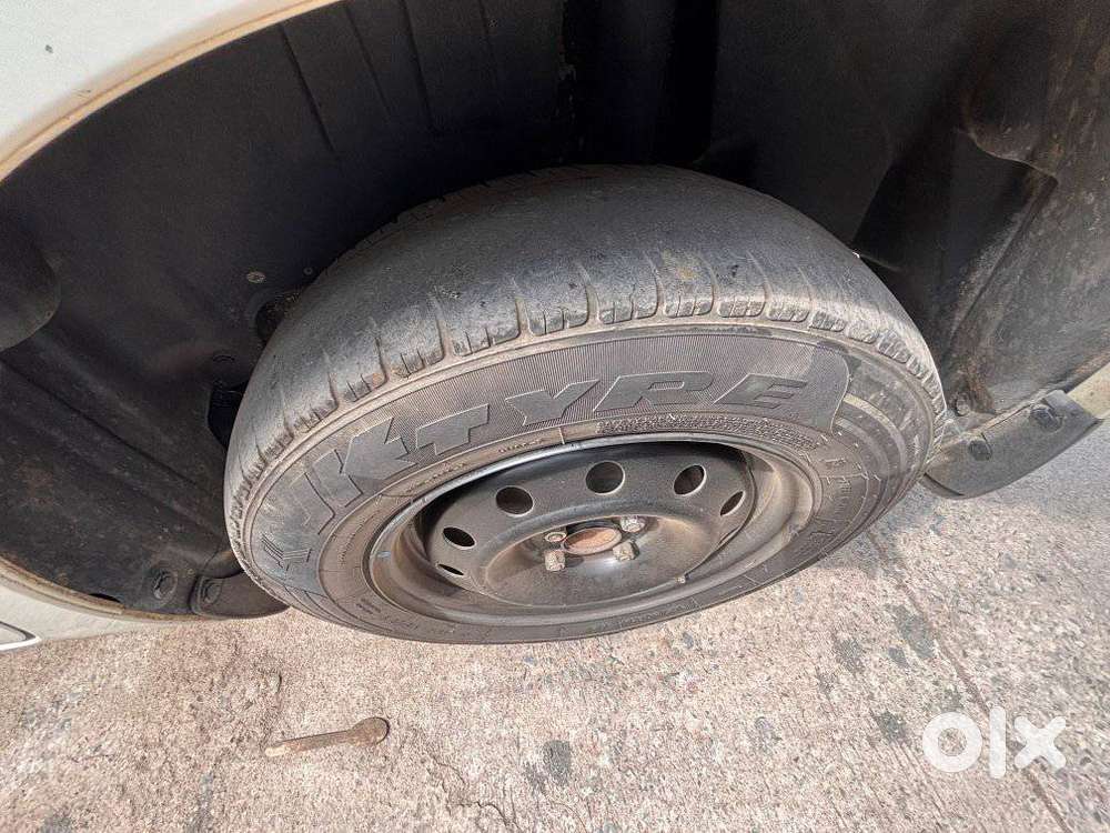 Maruti Suzuki Dzire 1.2 Vxi, 2023, Petrol
