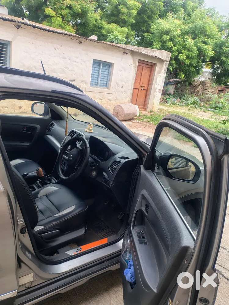 Maruti Suzuki Brezza 2016 Diesel Well Maintained