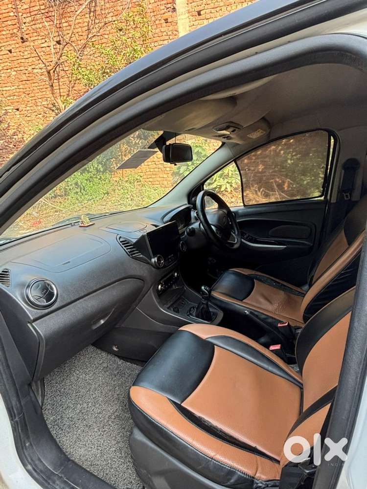 Ford Figo Petrol 2019