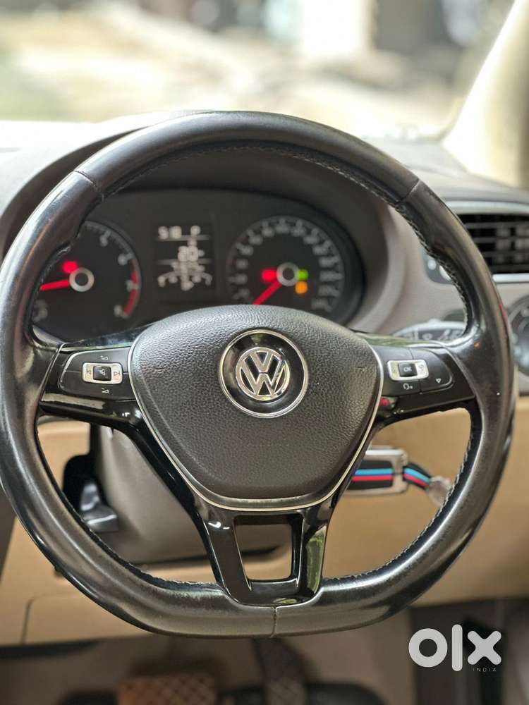 Volkswagen Vento 2010-2013 Petrol Highline At, 2016, Petrol