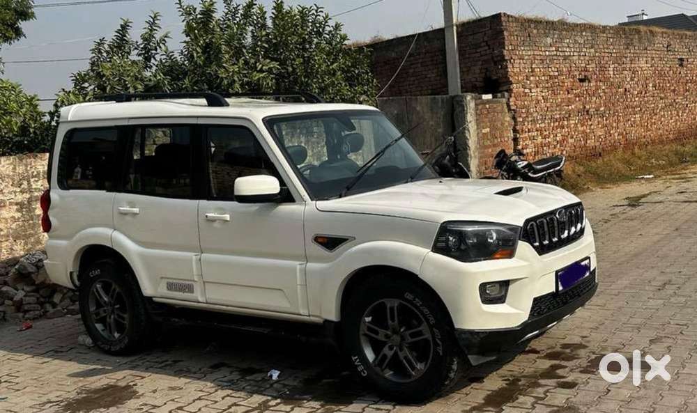 Mahindra Scorpio 2015 Diesel 94000 Km Driven