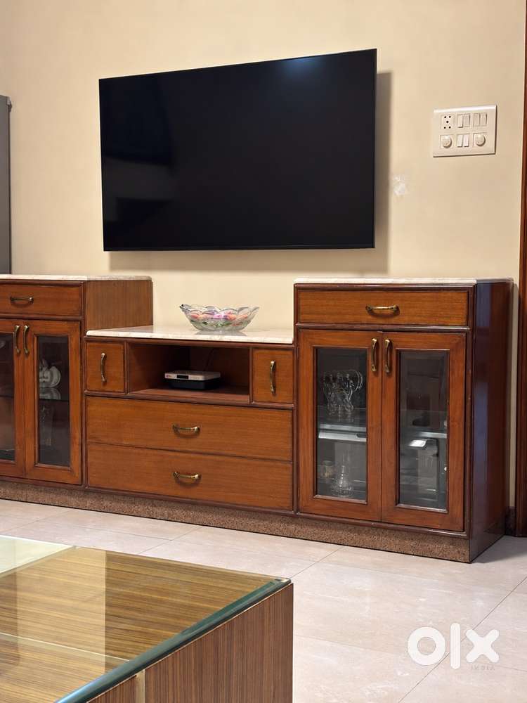 Solid Teak Wood TV & Crockery Cabinet &ndash; 8ft Sagwan