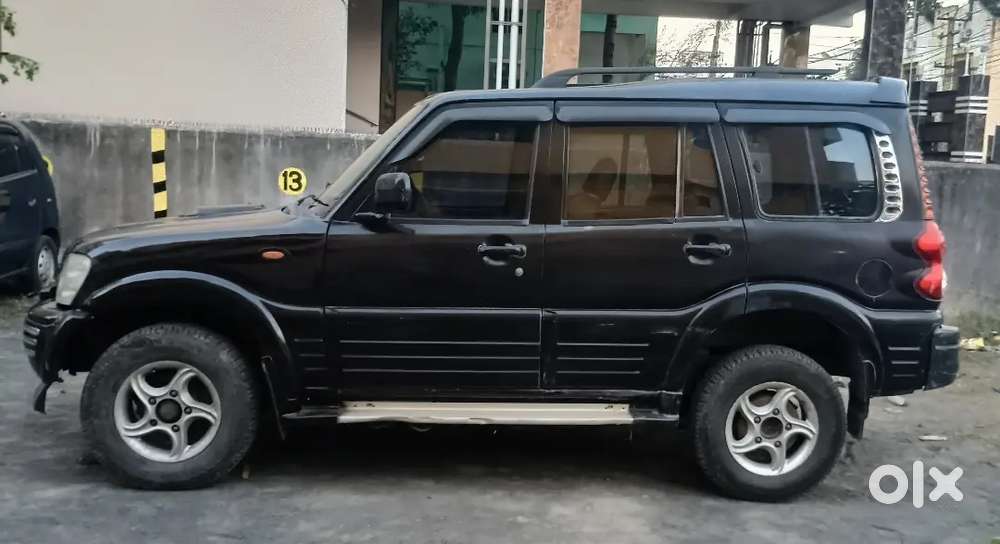 Mahindra Scorpio 2006